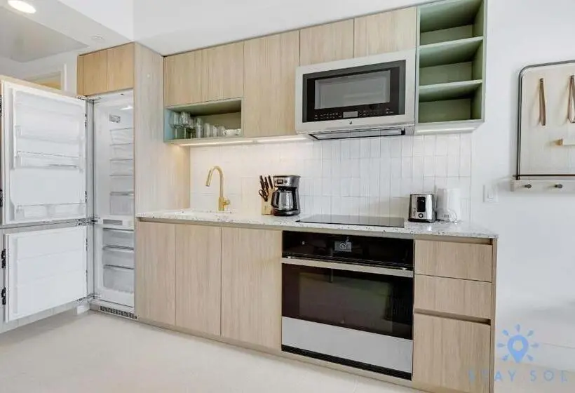 هتل Luxury City View Condo