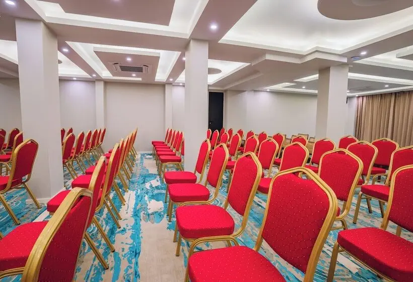 هتل Ocean Pearl Fuvahmulah