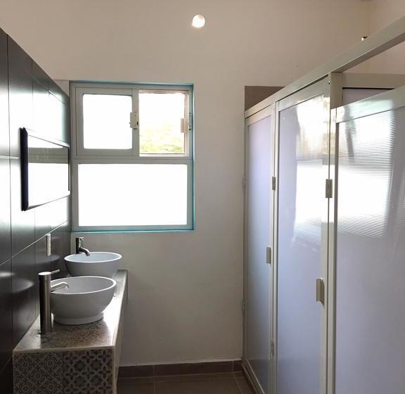 ユースホステル Hostal Bucerias