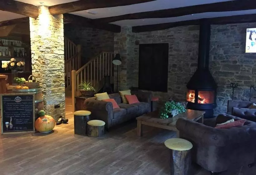 Aamiaismajoitus (B&B) Casa Lixa Hotel Rural Albergue