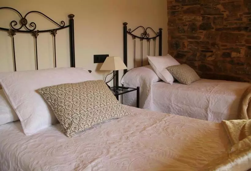 Aamiaismajoitus (B&B) Casa Lixa Hotel Rural Albergue