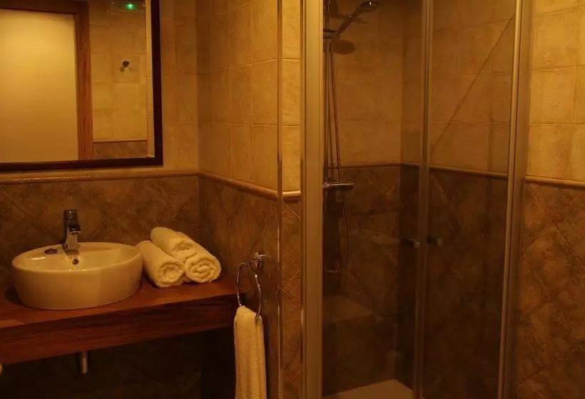 Aamiaismajoitus (B&B) Casa Lixa Hotel Rural Albergue