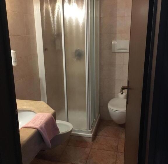 فندق Albergo Valle D Oro