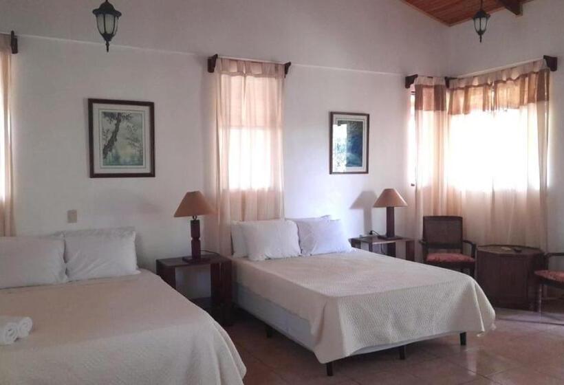 هتل Cacao Río Celeste