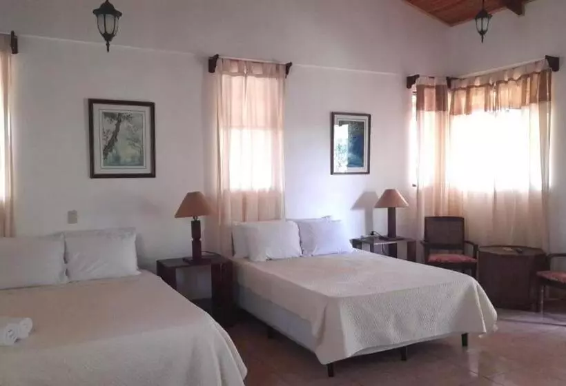 Hotelli Cacao Río Celeste