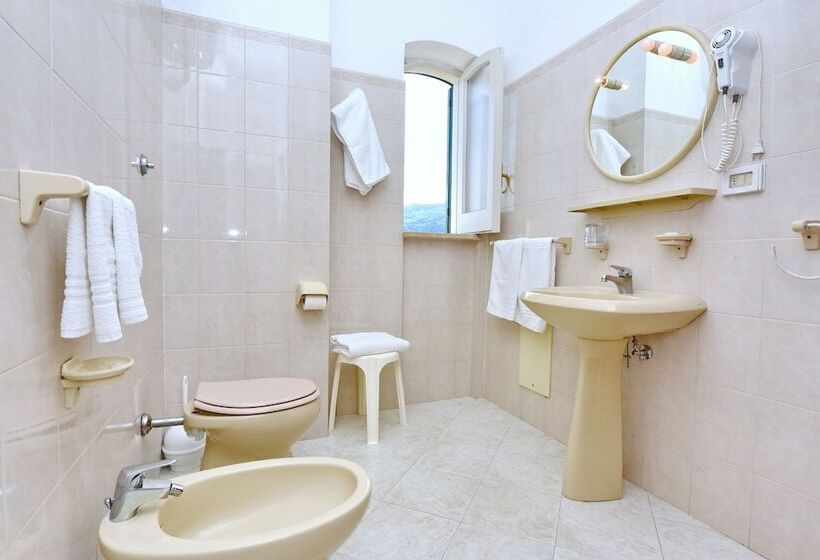 Отель Costa D'oro