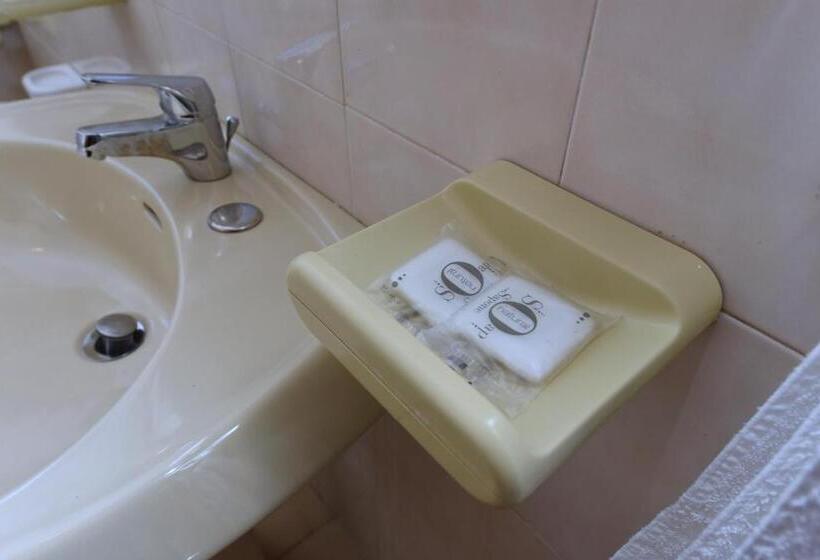 Отель Costa D'oro