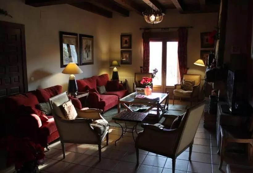 هتل Finca Rincón De La Vega
