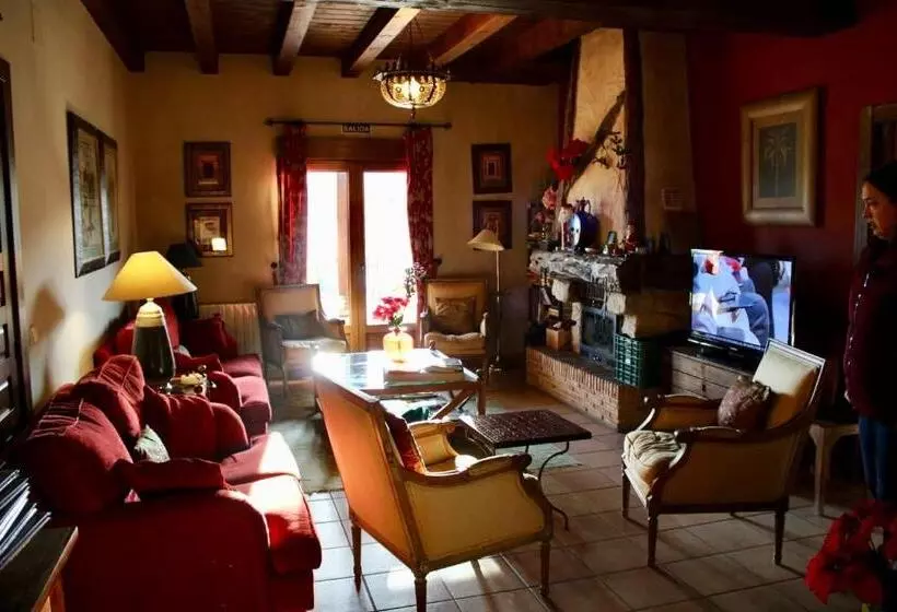 هتل Finca Rincón De La Vega