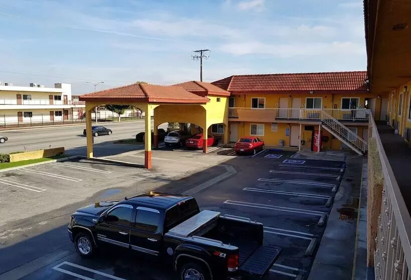 Motelli El Segundo Inn