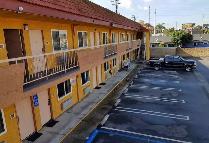 Motelli El Segundo Inn