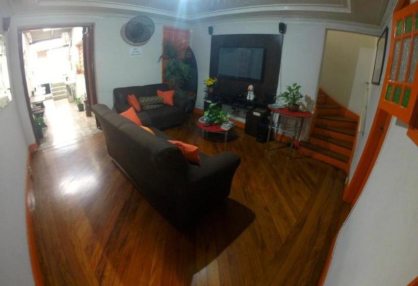 Pousada Alojaki Hostel