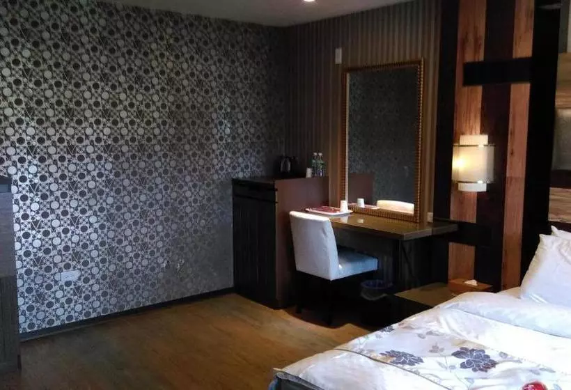 Yue Xin Motel