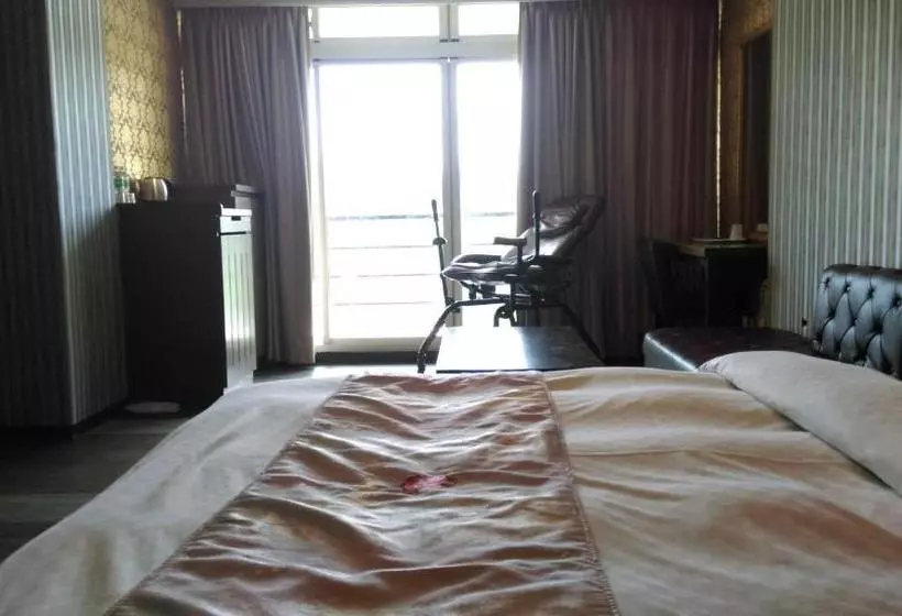 Yue Xin Motel