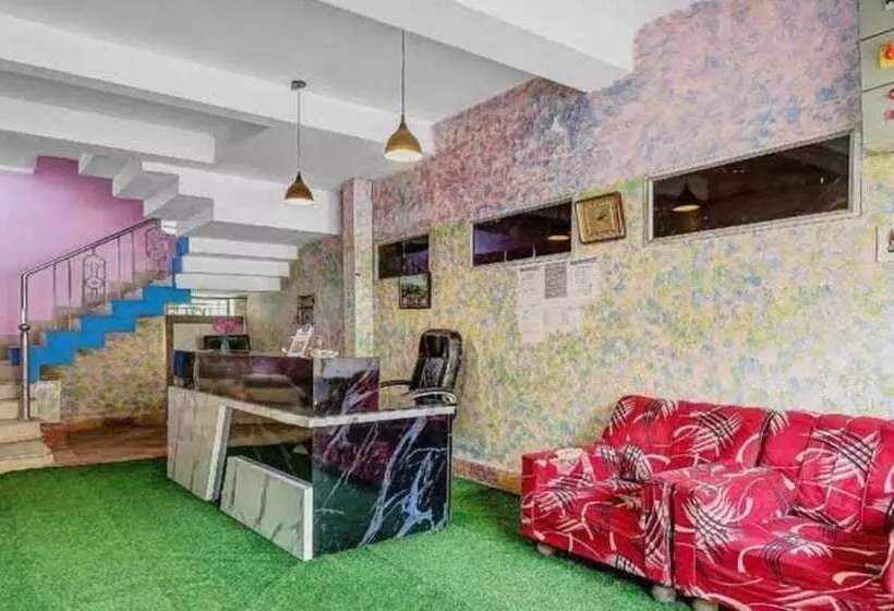 ホテル Goroomgo Dutta Home Residency