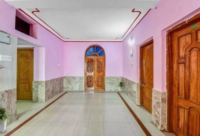 ホテル Goroomgo Dutta Home Residency