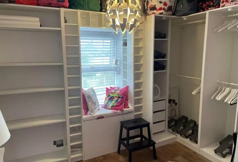 レジデンス Immaculate 3 Bed House In Bridgnorth