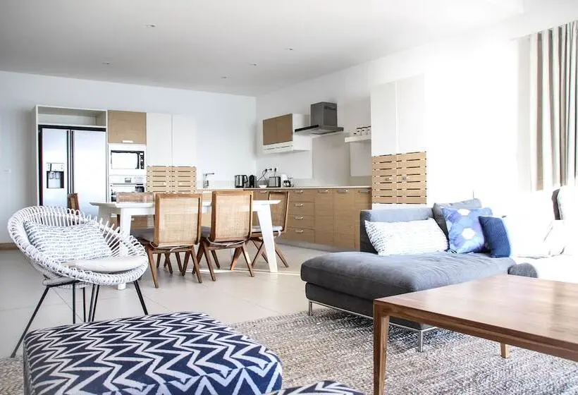 Latitude Luxury Seafront Apartments