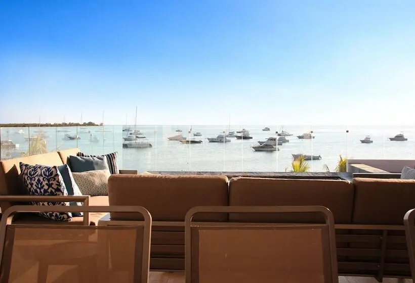 Latitude Luxury Seafront Apartments