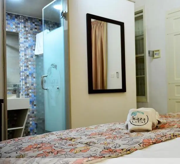 هتل Batroun Boutique Suites
