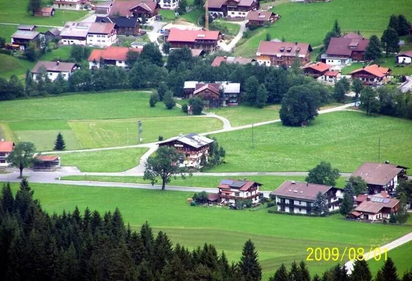 ホテル Pension Alpenblick Schattwald
