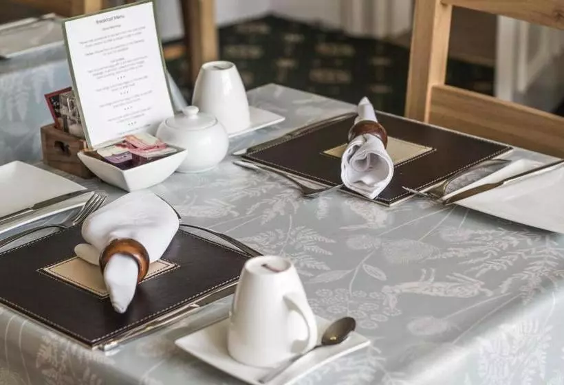 هتل Auld Manse Guest House