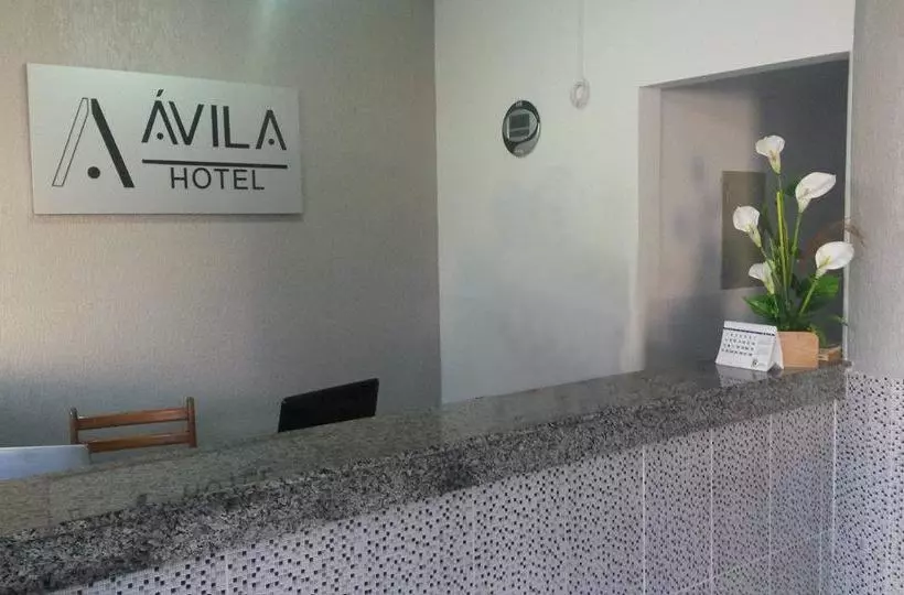 Hotelli Avila