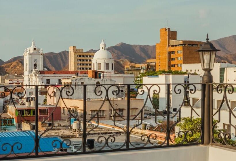 فندق Boutique Adaz