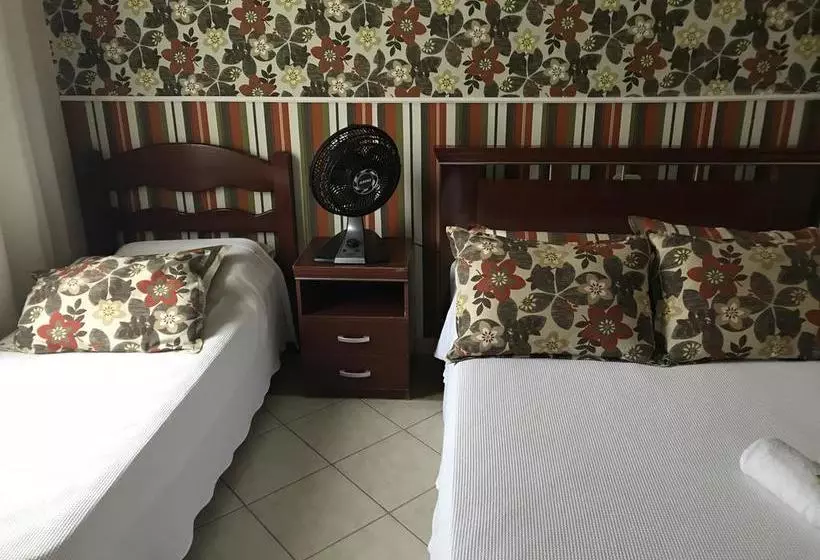 Hotelli Pousada Castelo