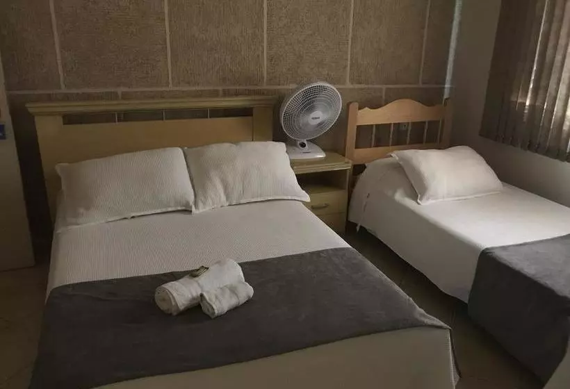 Hotelli Pousada Castelo