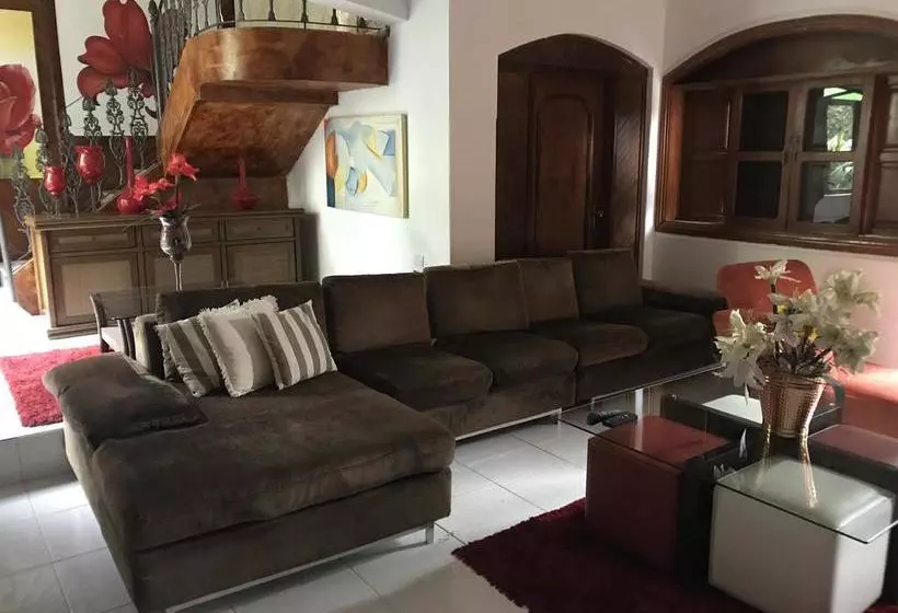 Hotelli Pousada Castelo