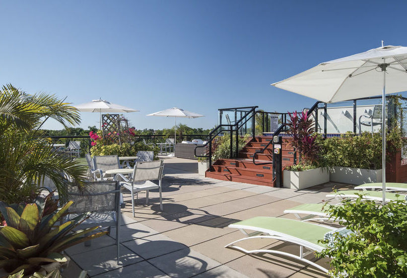 فندق Club Level Suites at Inn On Fifth