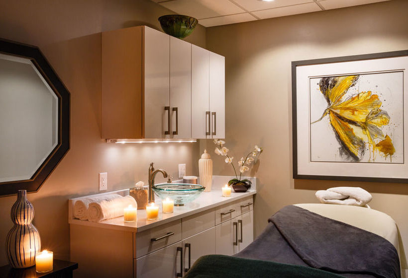 فندق Club Level Suites at Inn On Fifth