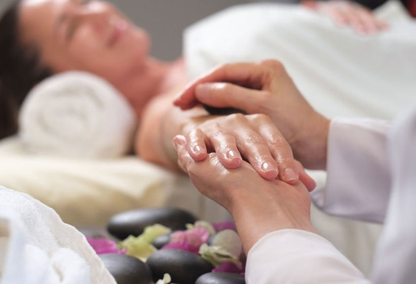 فندق Club Level Suites at Inn On Fifth