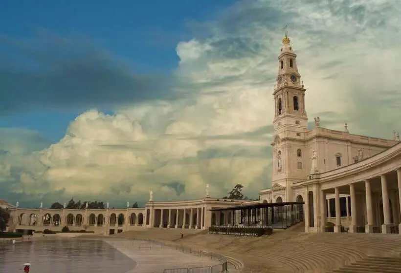 Hotelli Essence Inn Marianos