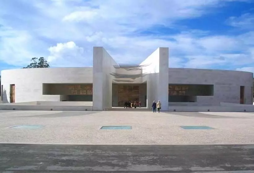 Hotelli Essence Inn Marianos