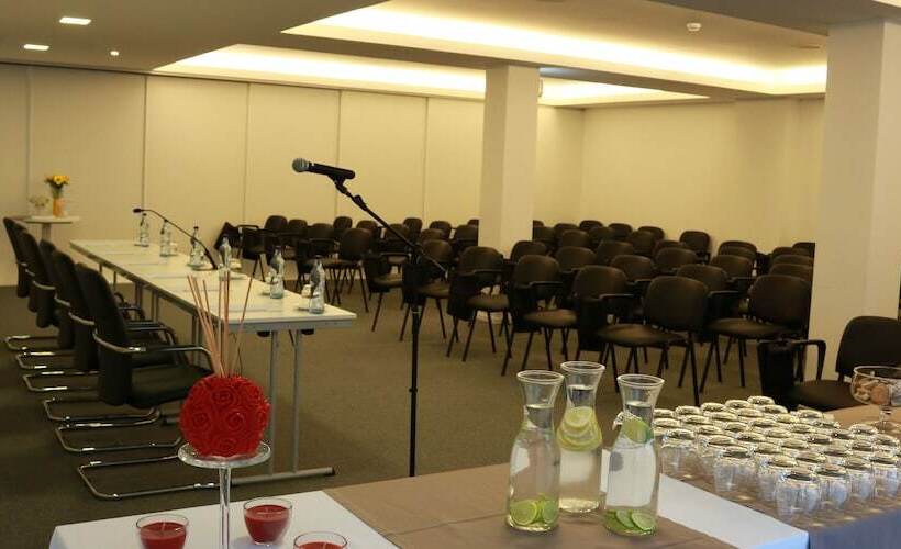 호텔 Essence Inn Marianos