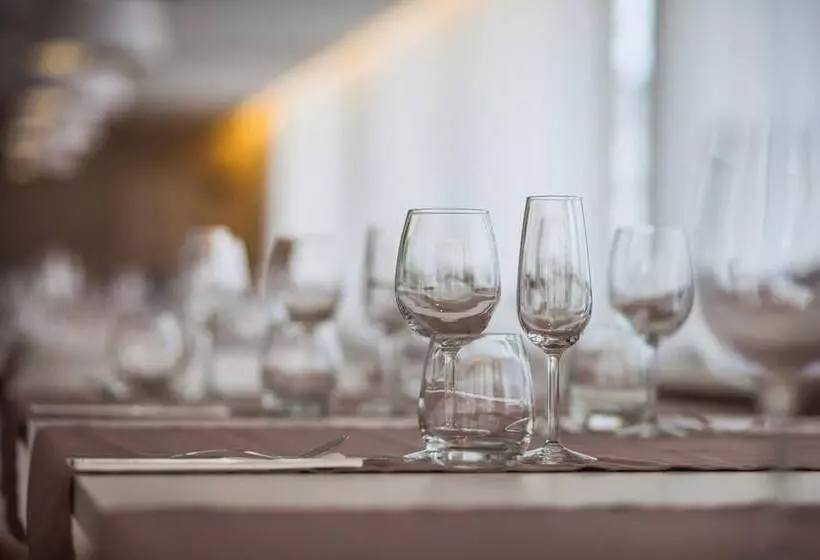 Hotelli Essence Inn Marianos