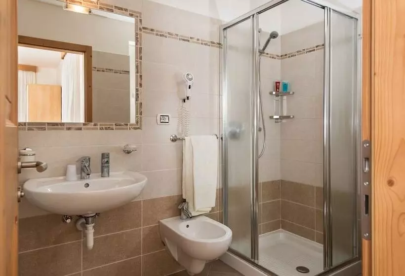 Hotelli Garni Ciamorc