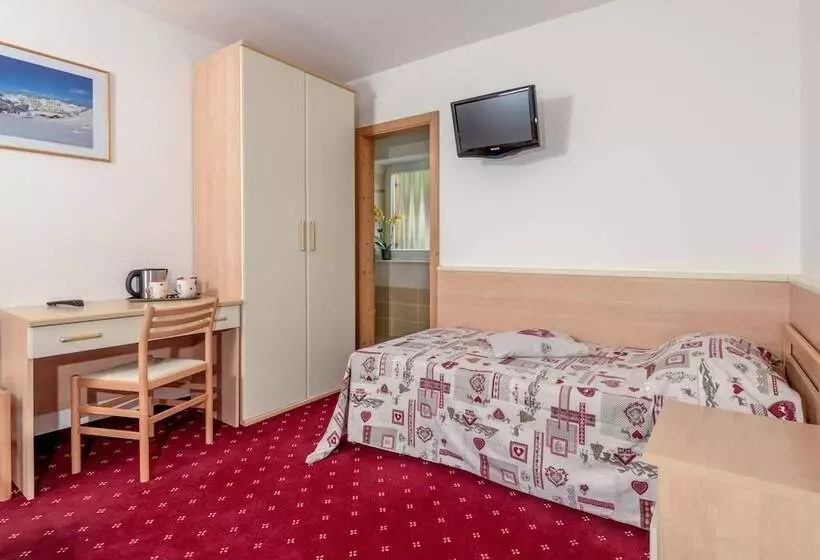 Hotelli Garni Ciamorc