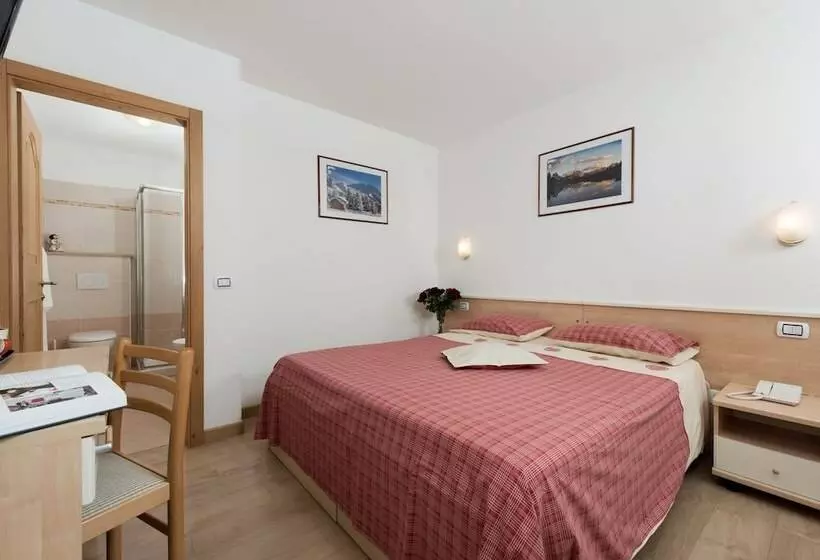 Hotelli Garni Ciamorc