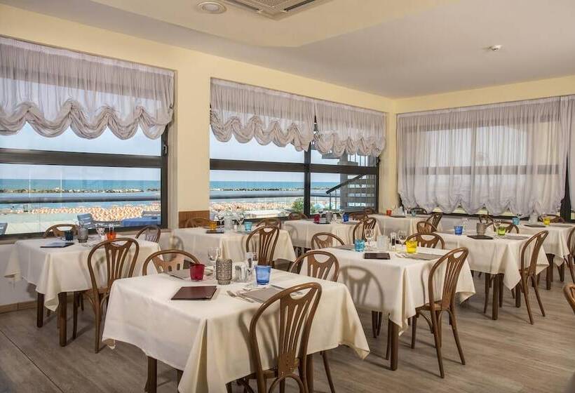 בית מלון כפרי Igea Spiaggia