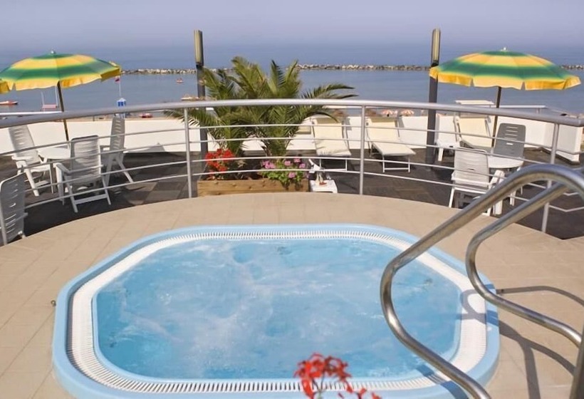 בית מלון כפרי Igea Spiaggia