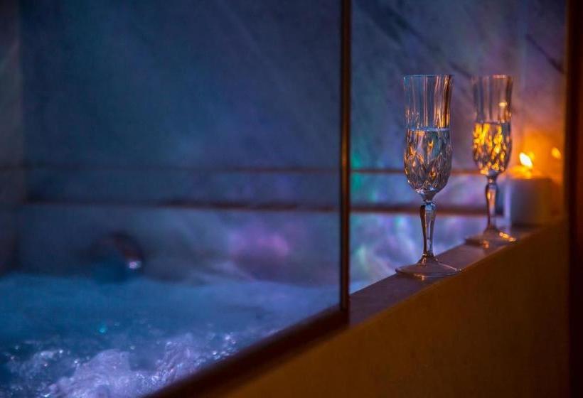 Szálloda La Fenetre Sur Le Blue