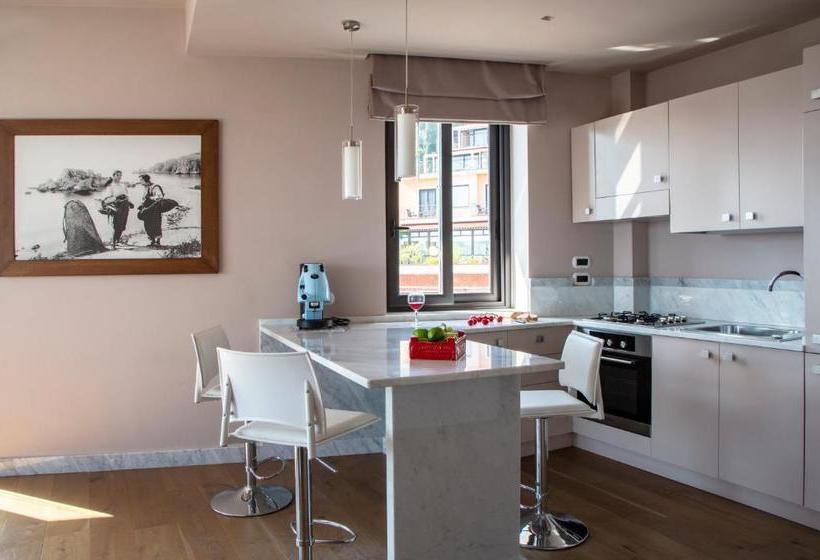 Szálloda La Fenetre Sur Le Blue