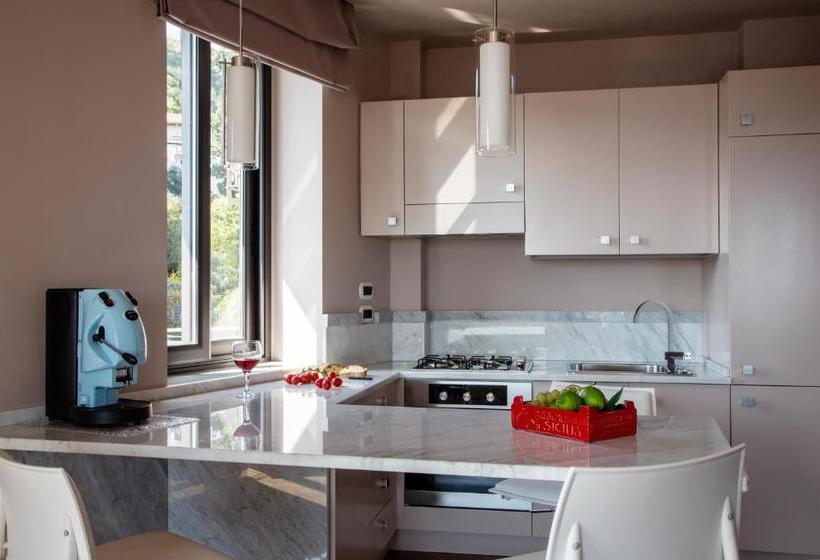 Szálloda La Fenetre Sur Le Blue