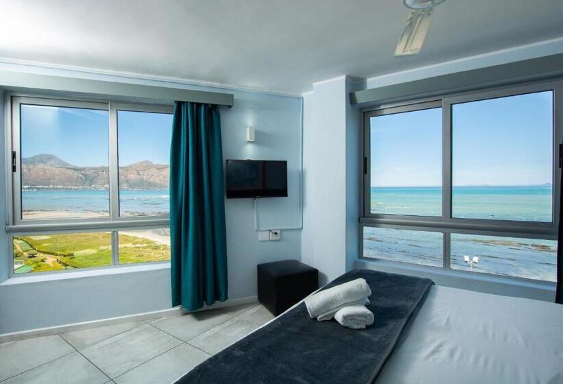 Отель Ocean Breeze