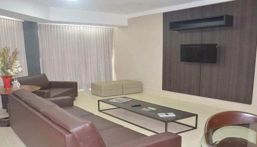 فندق Racini Suites