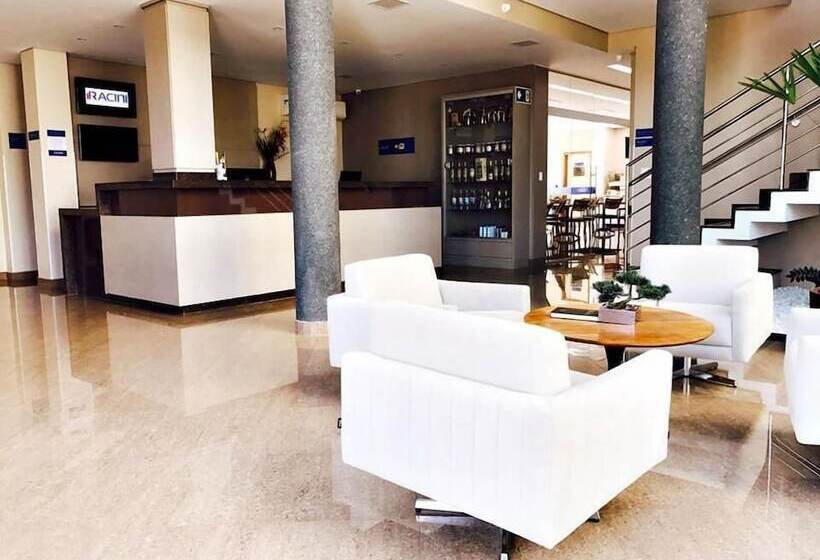 فندق Racini Suites