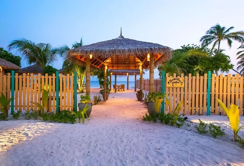 Hotelli Reethi Faru, Bio Luxury Resort